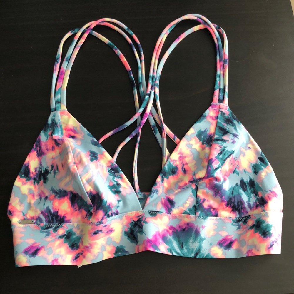 Victoria Secret PINK sports bra. Small. New.